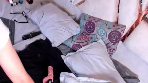 Snapshot of shine_vg chatting on 02.12.26 Shine online show from 02.12.26