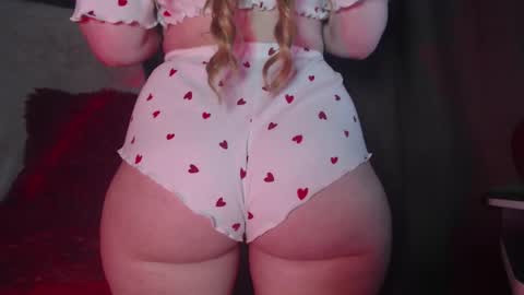 shinoa hiirag online show from 02.14.25