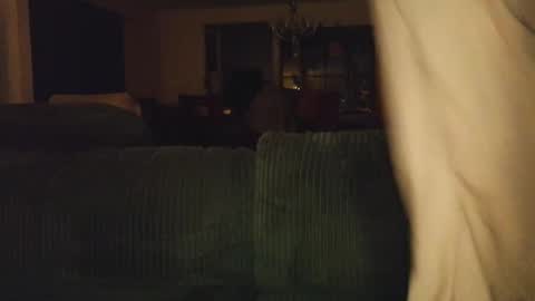 Snapshot of shinyandused chatting on 12.15.25 shinyandused online show from 12.15.25