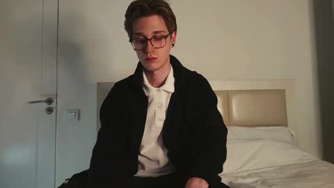 Matthew online show from 03.24.26