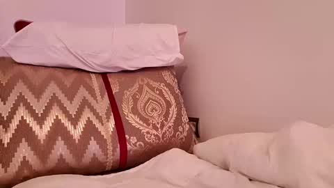 Snapshot of shminga chatting on 01.14.25 reda online show from 01.14.25