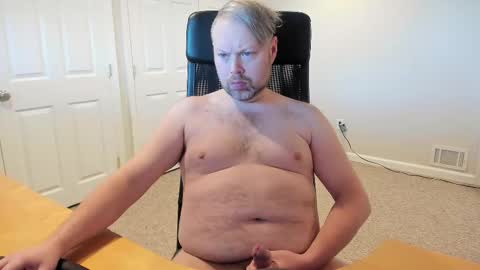 Snapshot of shofixtie chatting on 11.18.25 Shofixtie online show from 11.18.25