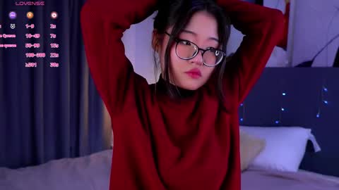 Naomi online show from 05.04.26