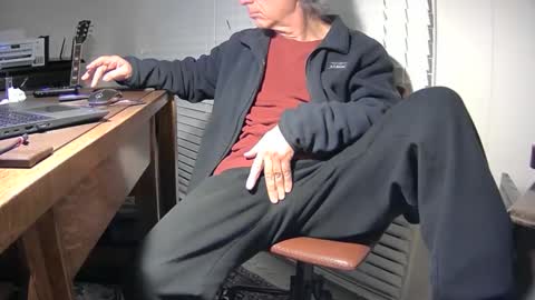 Snapshot of shootme69 chatting on 03.03.25 nikolas send dm for an appointment online show from 03.03.25