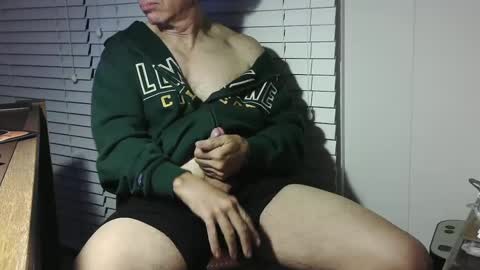 Snapshot of shootme69 chatting on 10.09.25 nikolas send dm for an appointment online show from 10.09.25