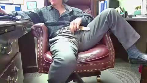 nikolas send dm for an appointment online show from 01.15.26