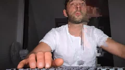 Snapshot of shouu516564 chatting on 11.25.25 shouu516564 online show from 11.25.25