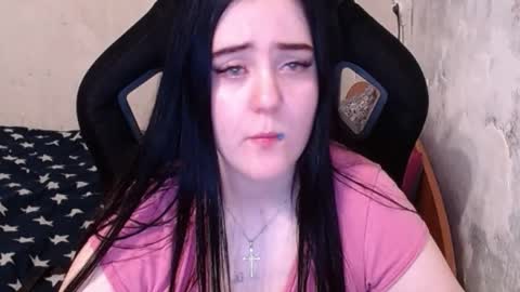 Snapshot of show_for_you chatting on 12.04.24 show_for_you online show from 12.04.24