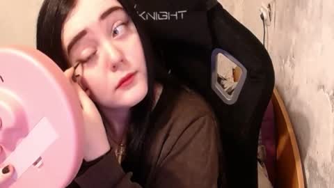 Snapshot of show_for_you chatting on 01.16.25 show_for_you online show from 01.16.25