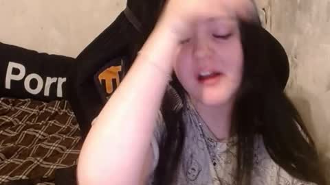 Snapshot of show_for_you chatting on 10.21.25 show_for_you online show from 10.21.25