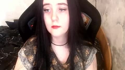 Snapshot of show_for_you chatting on 02.19.26 show_for_you online show from 02.19.26