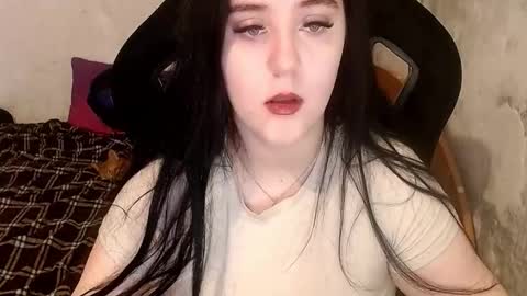 Snapshot of show_for_you chatting on 02.24.26 show_for_you online show from 02.24.26