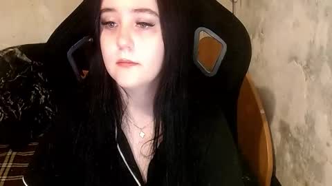 Snapshot of show_for_you chatting on 02.25.26 show_for_you online show from 02.25.26