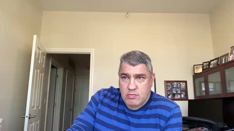 Snapshot of showmet chatting on 02.25.25 Chicago Guy online show from 02.25.25