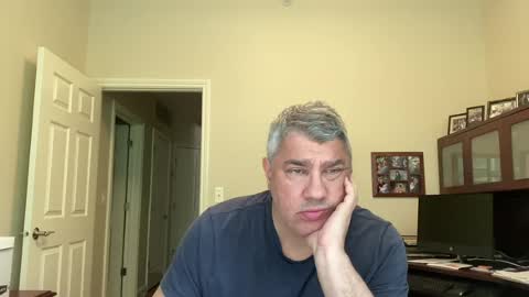 Snapshot of showmet chatting on 07.19.26 Chicago Guy online show from 07.19.26