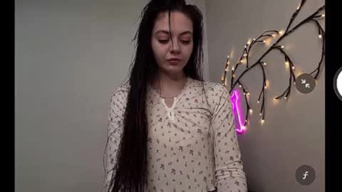 Snapshot of showviolet chatting on 02.11.26 showviolet online show from 02.11.26