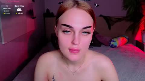 Emly online show from 10.29.25