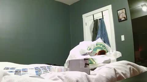 Snapshot of shutterbug989 chatting on 12.25.24 shutterbug989 online show from 12.25.24