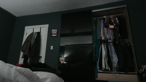 Snapshot of shutterbug989 chatting on 10.19.25 shutterbug989 online show from 10.19.25