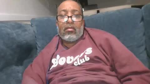 Snapshot of shy333 chatting on 10.30.25 SHY333 online show from 10.30.25