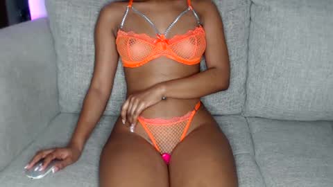 Snapshot of shy_baddie chatting on 07.09.26 Sheril online show from 07.09.26