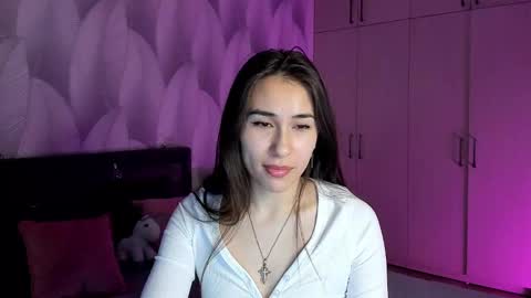 Snapshot of shy_bambiii chatting on 02.22.25 Mika online show from 02.22.25