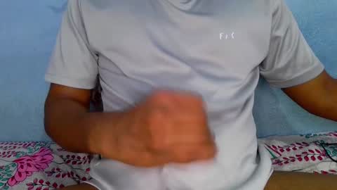 shyeyes online show from 12.18.24