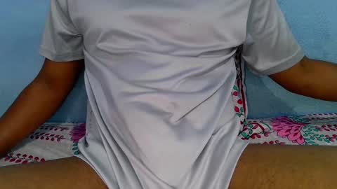 shyeyes online show from 01.18.25