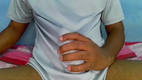 shyeyes online show from 02.06.25