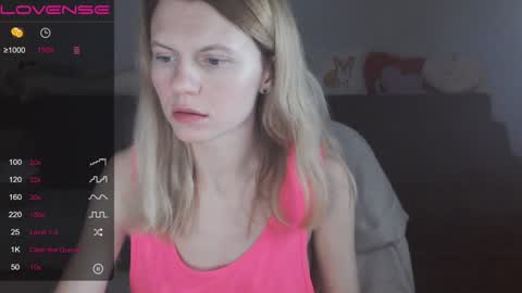 Snapshot of shy_moony chatting on 01.12.25 just Alex online show from 01.12.25