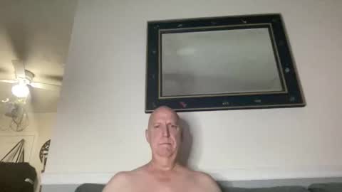 Snapshot of shy_one_cam chatting on 12.14.25 shy_one_cam online show from 12.14.25