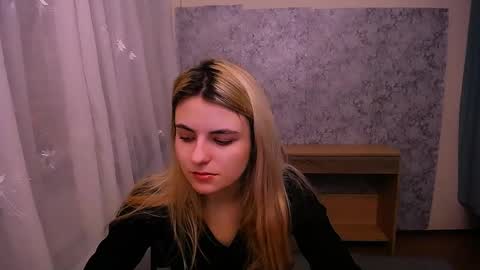 shy_sabrina_ online show from 02.14.25
