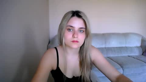 shy_sabrina_ online show from 05.06.26