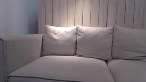 shy_schoolgirl_ online show from 02.01.25