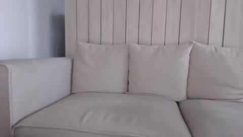 shy_schoolgirl_ online show from 02.02.25