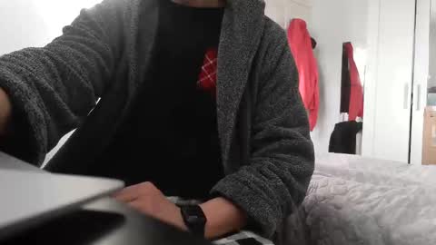 Snapshot of shyboy0533 chatting on 10.28.25 shyboy0533 online show from 10.28.25