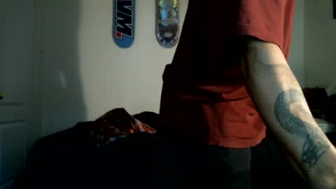 shyboyhugecum2020 online show from 07.15.26