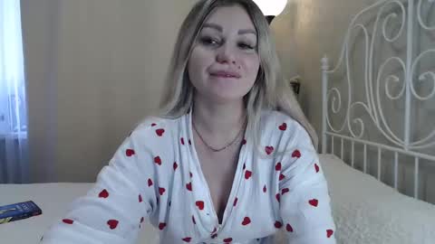 Snapshot of shyevaa chatting on 01.26.25 Eva online show from 01.26.25
