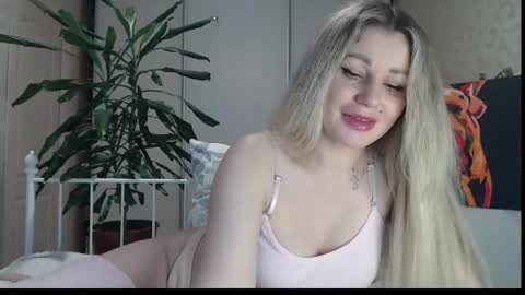 Snapshot of shyevaa chatting on 05.23.26 Eva online show from 05.23.26