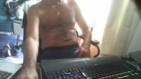 shyfrenchcock online show from 08.04.26
