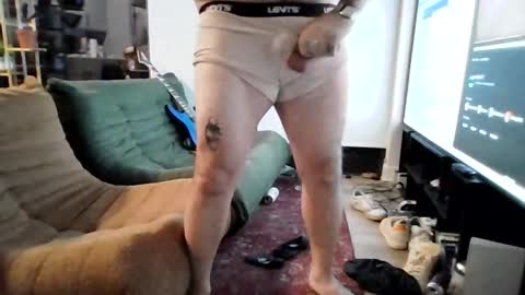 Snapshot of shyguy199222 chatting on 02.05.26 shyguy199222 online show from 02.05.26