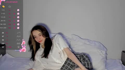 shylinaa online show from 06.17.26