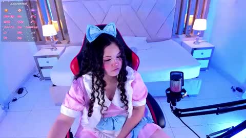 Shyly online show from 12.05.25