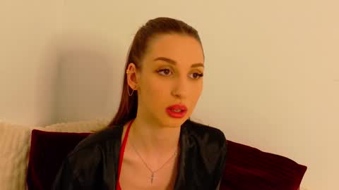 Snapshot of sia_a chatting on 10.27.25 Anastasia online show from 10.27.25