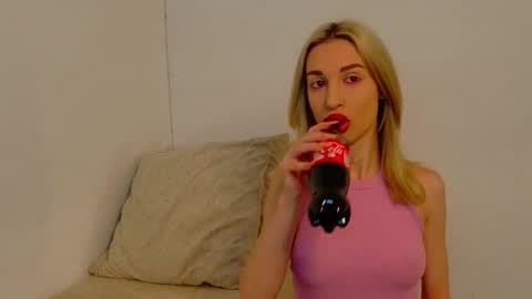 Snapshot of sia_a chatting on 01.08.26 Anastasia online show from 01.08.26