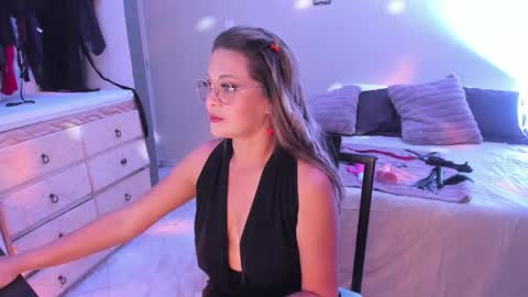 SIa  online show from 11.04.25