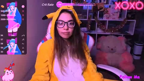 Snapshot of siashine chatting on 12.15.24 siashine online show from 12.15.24