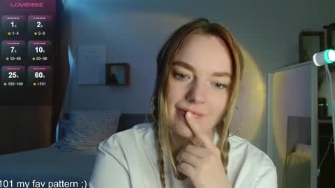 Snapshot of siberian_girl_ chatting on 03.07.26 Eva online show from 03.07.26