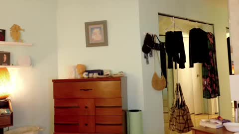 Snapshot of sicklitgirl chatting on 10.17.25 sicklitgirl online show from 10.17.25