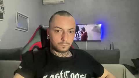 Snapshot of sidvicious23cm chatting on 02.05.26 sidvicious23cm online show from 02.05.26